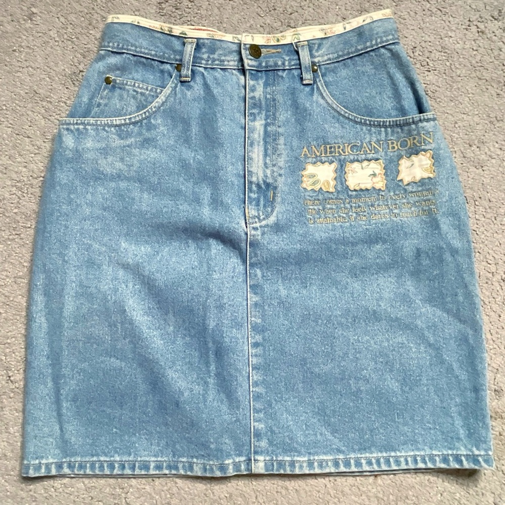 Best American Clothing Co. Denim Jean Skirt Embroidered Vintage Size 9/10